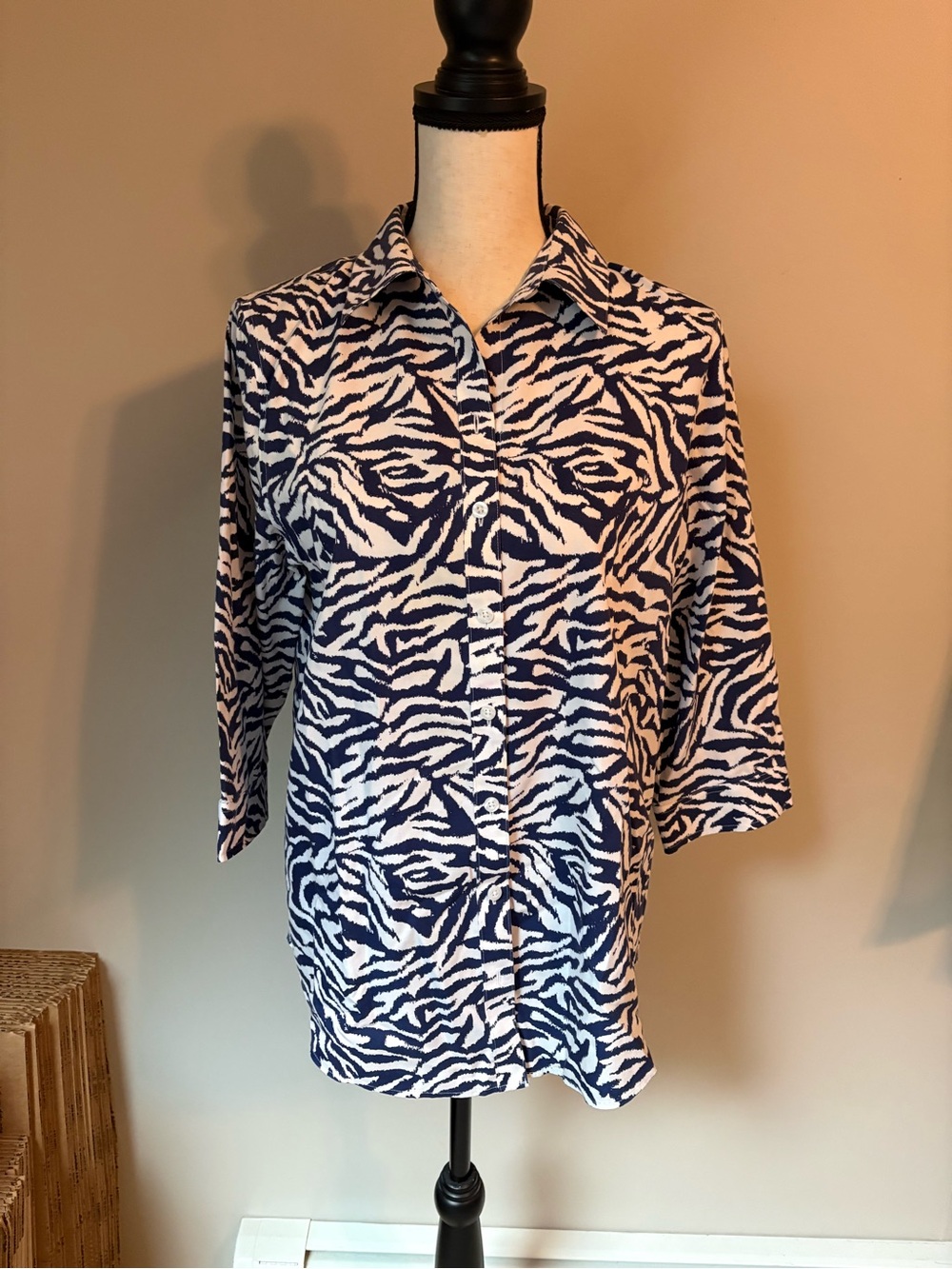 Chico's Zebra Print No-Iron Button Down Blouse | Women's Sz (Chico's) 1/MED